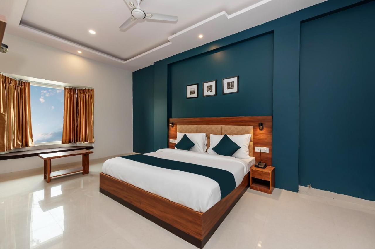 Hotel O Earth Villa Near Bestech Central Square Mall Гургаон Екстериор снимка