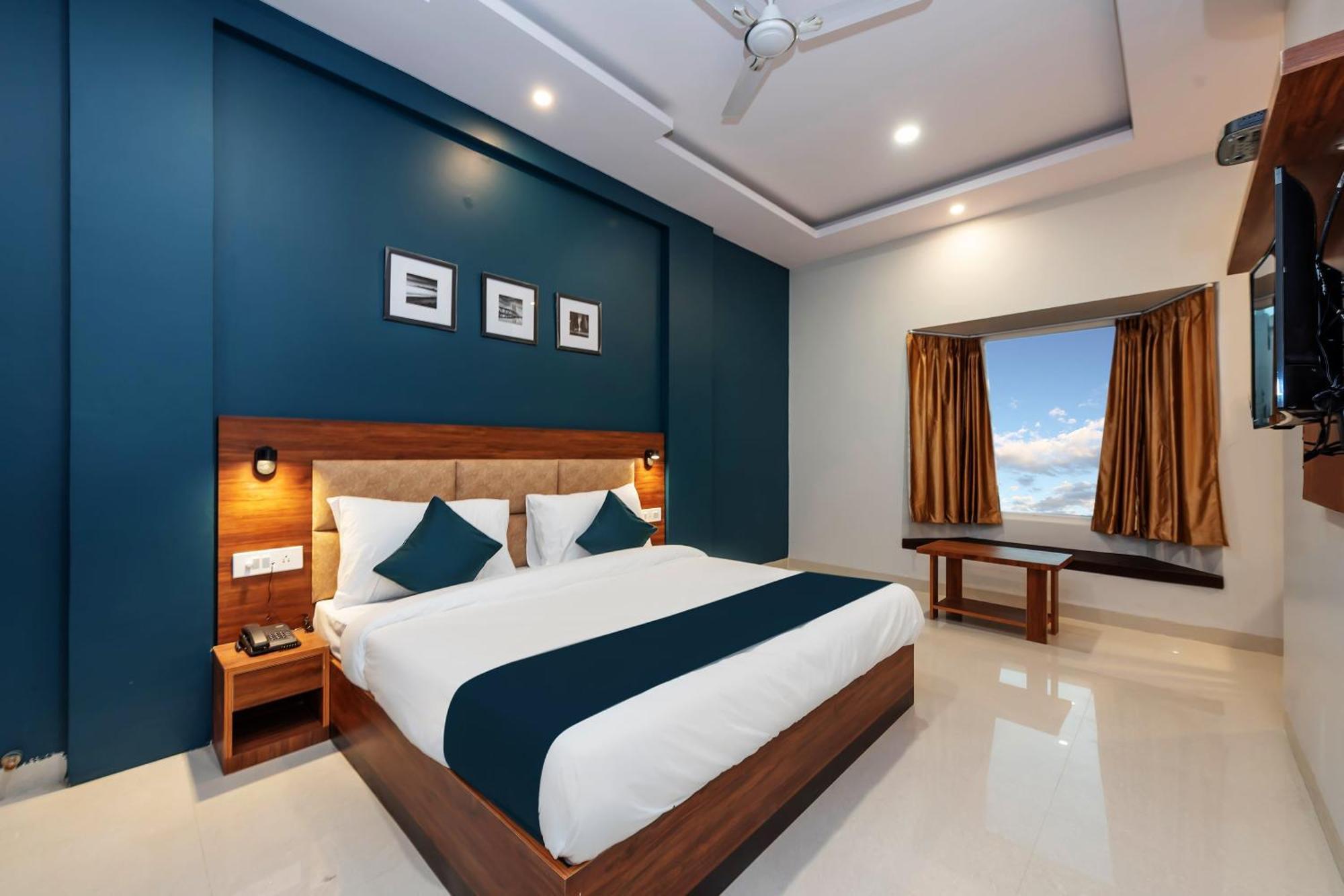 Hotel O Earth Villa Near Bestech Central Square Mall Гургаон Екстериор снимка